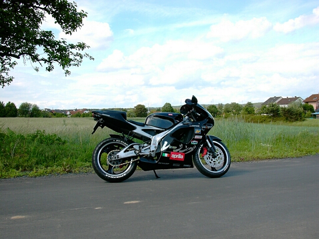 ApriliaWorld_07.jpg