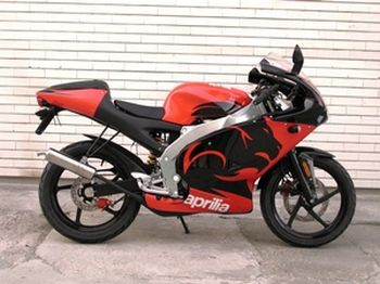 ApriliaRs50Rood05.jpg