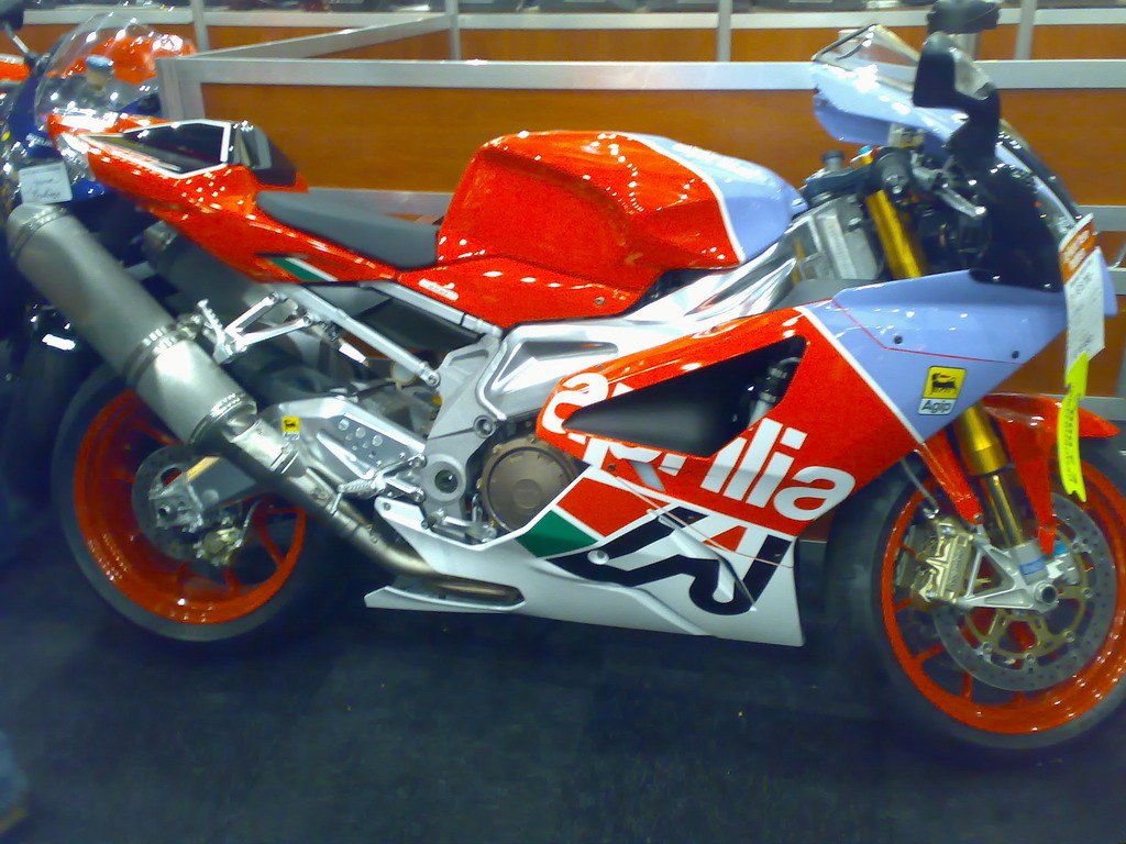 dikke aprilia.jpg