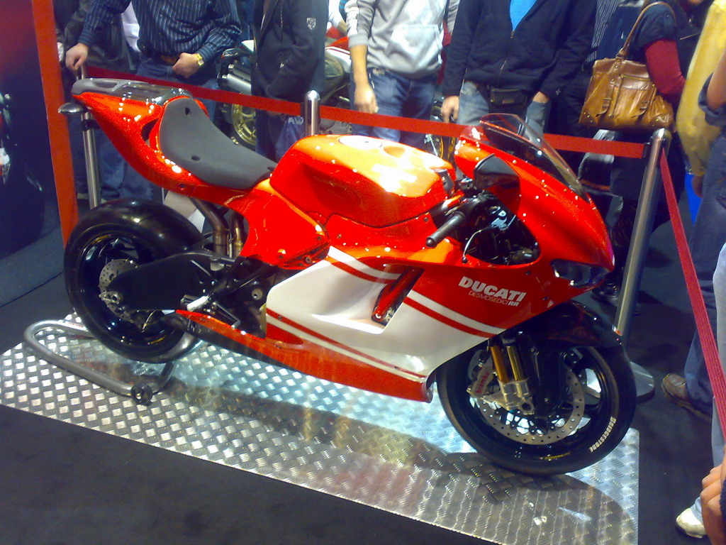 nice Ducatii!.jpg