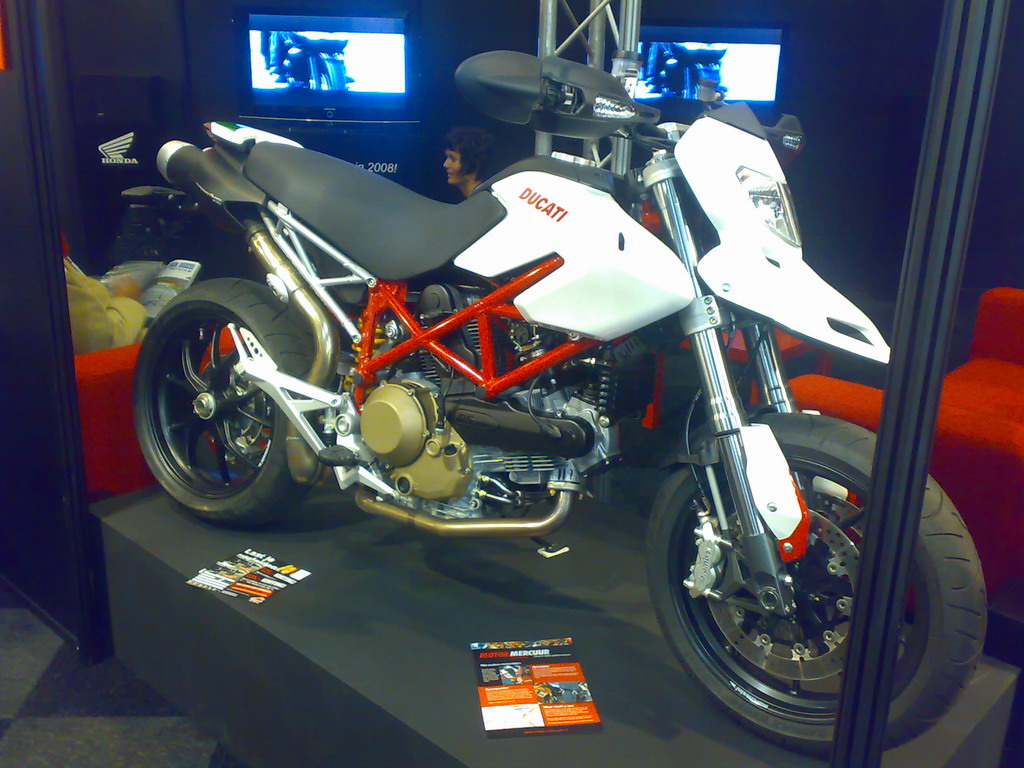 nice Ducati!!.jpg