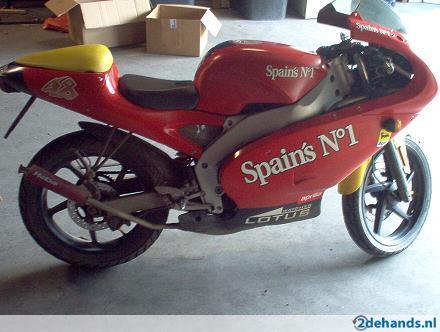 27442159-aprilia-rs.jpg