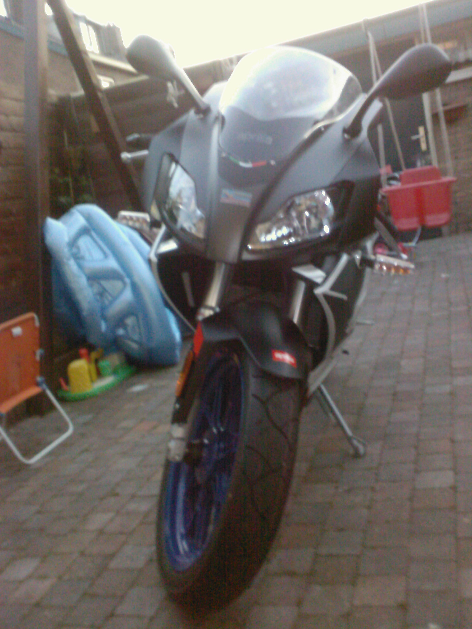 Aprilia RS50 Voor.jpg