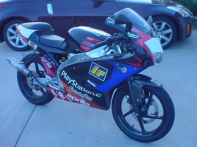 aprilia-rs50-02-bikepics-076070.jpg