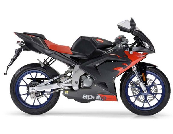 customizer-rs-50-nero-aprilia_cropped_605x469.jpg