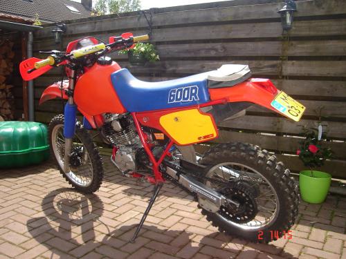 xr6002.jpg