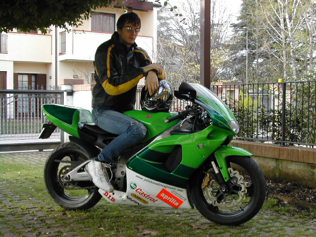 aprilia-rs125-98-bikepics-132081.jpg