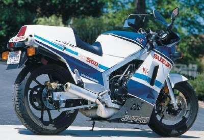 1986-suzuki-rg-500-gamma-02.jpg