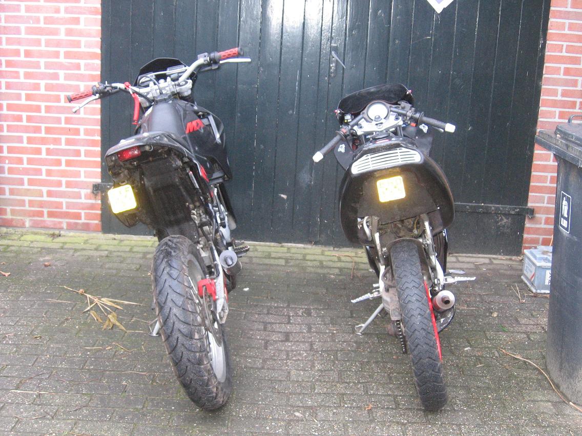 gebroeders aprilia.JPG