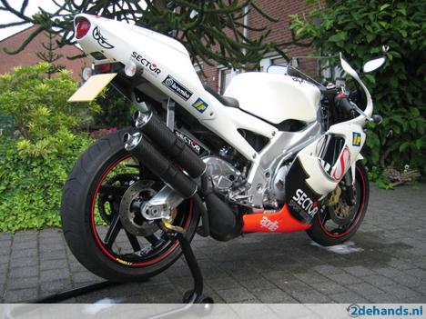 aprilia 6.jpg