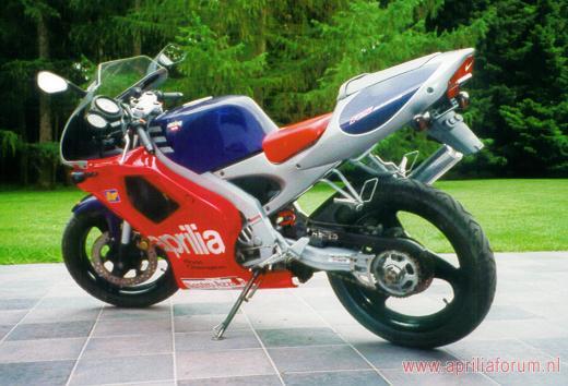 Aprilia 1998 Valerossi.jpg