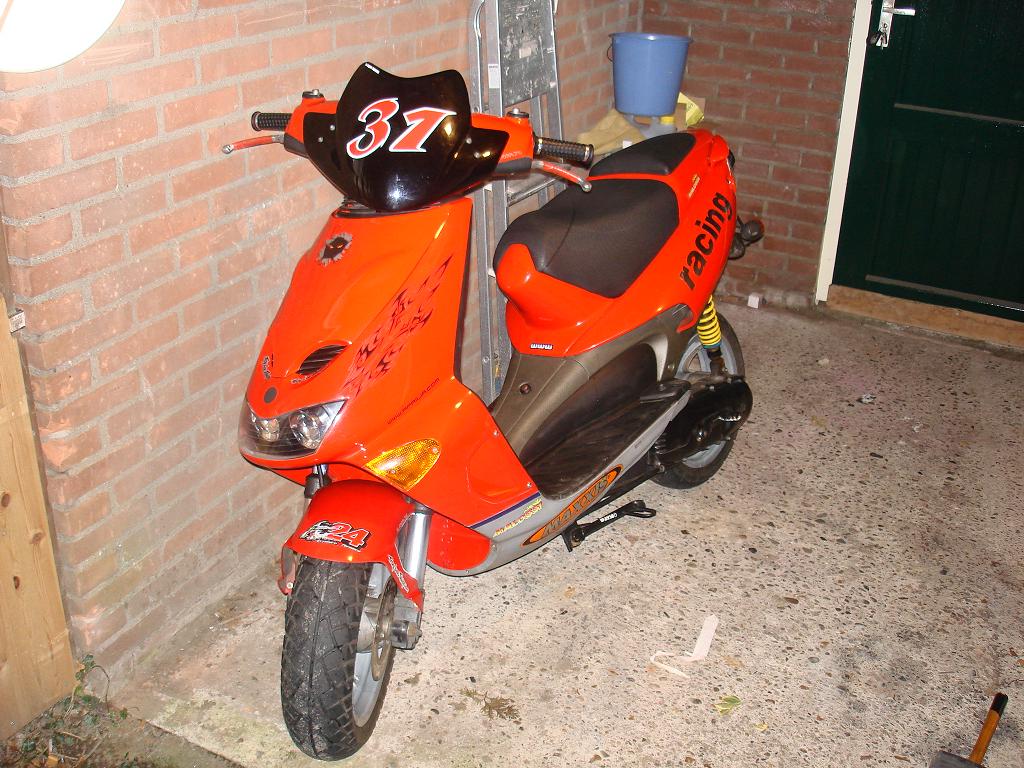 Aprilia SR 2 klein.JPG