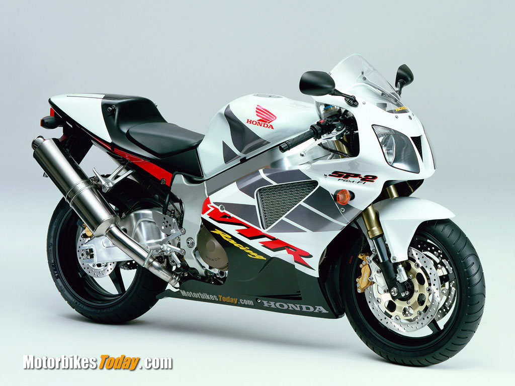 Honda-VTR-02[1].jpg